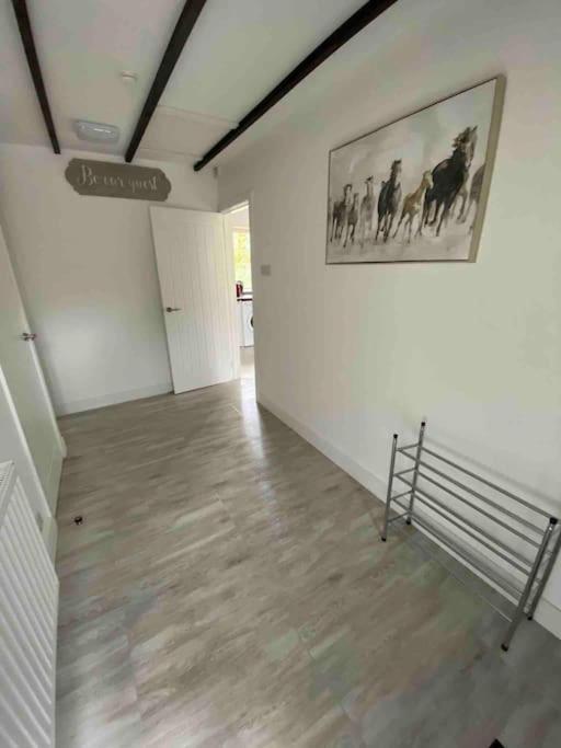 Beautiful Renovated Former Coach House Llandeilo Buitenkant foto